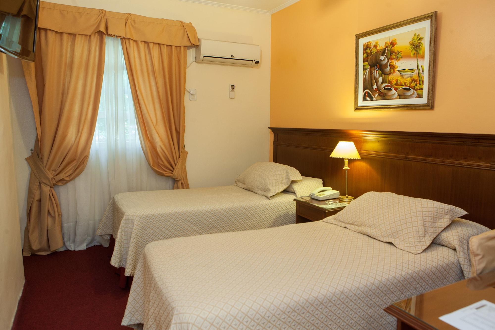 Ritz Hotel Mendoza Luaran gambar