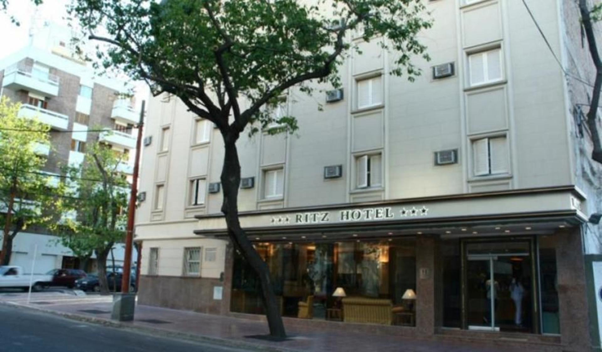 Ritz Hotel Mendoza Luaran gambar