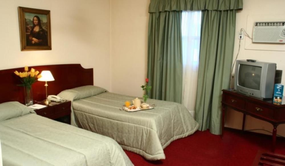 Ritz Hotel Mendoza Bilik gambar